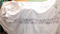 Table Cloth; White