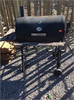Char-Griller grill