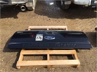 Tailgate off Ford 3/4 ton