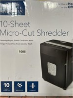 INSIGNIA MICRO CUT SHREDDER RETAIL $130