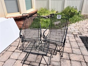 2 Outdoor Chairs & Table(Patio)
