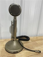 A static microphone
