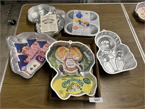Cake Pans: Cabbage Patch, Strawberry Shortcake,