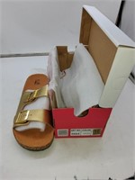 Kali size 10 gold sandals