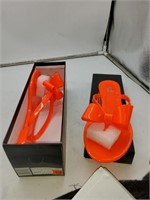 Kali size 9 orange sandals