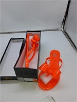 Kali size 7 orange sandals