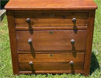 30" W Three Drawer Dresser