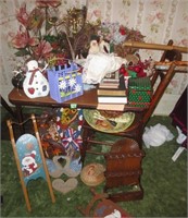 Decorative items, card table, chair