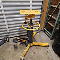 Yellow transmission jack