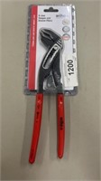 V-Jaw Tongue and Groove Pliers