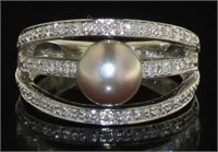 14kt Gold 7.3 mm Tahitian Pearl & Diamond Ring
