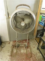 Vintage Westinghouse pedestal fan.