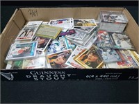 BOX LOT OF HOCKEY CARDS 4