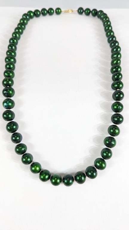 14K Gold and Emerald Freshwater Pearl Necklace