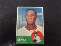 1963 TOPPS #141 MANNY MOTA COLT 45'S VINTAGE