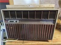 Signature Air Conditioner, works