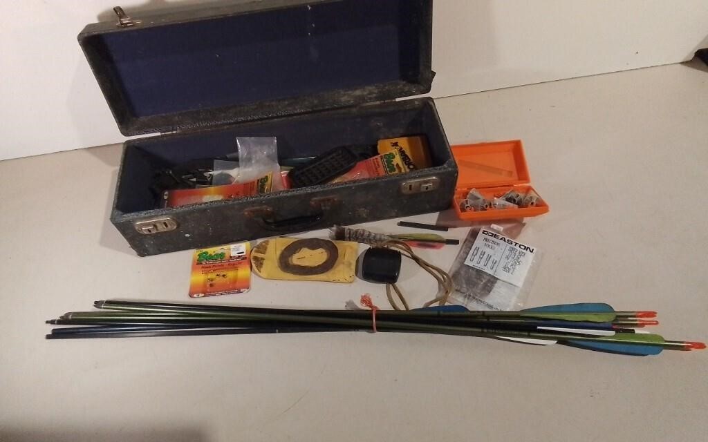 Lot Of Arrows & Accessories Incl. Hunting Tips