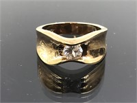 18k HGE Gold & Clear Stone Ring