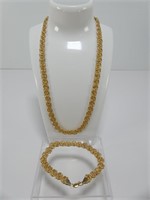 MARKED 750 GOLD NECKLACE & BRACELET