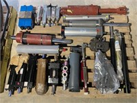 Pallet Lot: Misc. Hydraulic Rams & Cylinders
