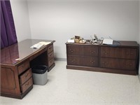Office desk & matching Credenza This office