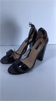 New Daily Shoes Size 7.5 Heals