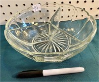 DIVIDED GLASS DISH