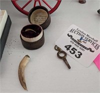 Irish band, Pocket watch key, claw