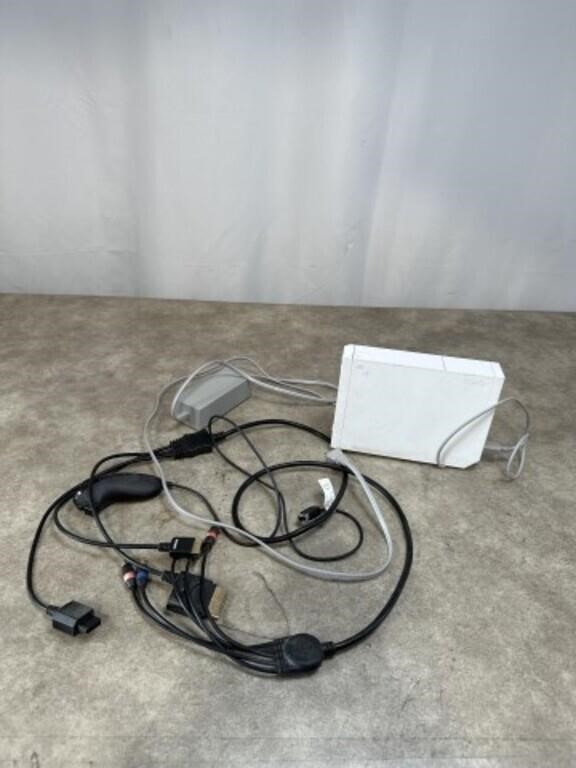 Nintendo Wii Counsel with Cords