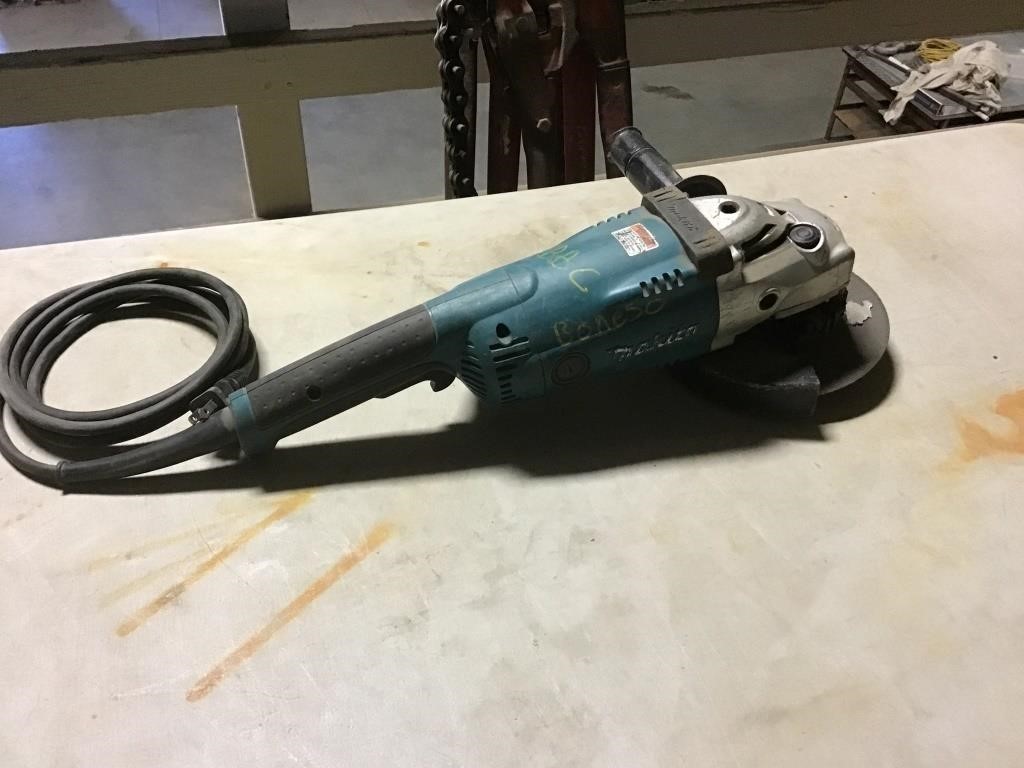 Makita Grinder