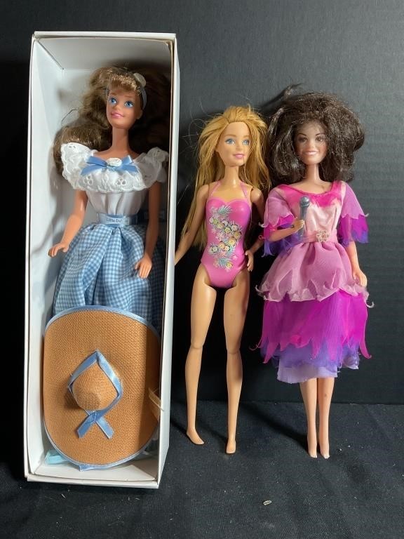 Little Debbie Barbie NIB With 2 Bonus Friends