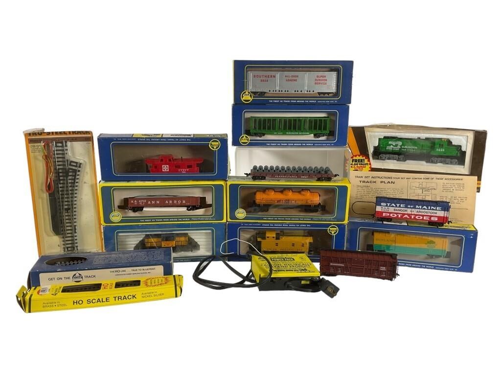 Vintage AHM/ Tyco HO Scale Train, Tracks