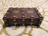 Beautiful vintage wood and brass jewelry box
