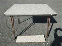 COOL RETRO CHROME TABLE WITH LEAF 40.5X30 INCHES