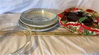 Pie Dishes, Casserole with Carrier