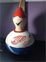 Detroit Red Wings Gourde Art  Unique and home Made