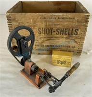 Antique shotgun shell crimper shot shell