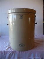 15 Gallon Crock with lid, cracks and chips