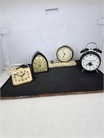 Vintage Clocks Lot of 4