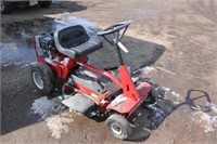 Snapper 1028 Rear Engine Riding Lawn Mower