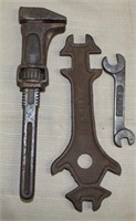 3 IHC Wrenches