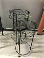 PAIR OF METAL PLANT STANDS
