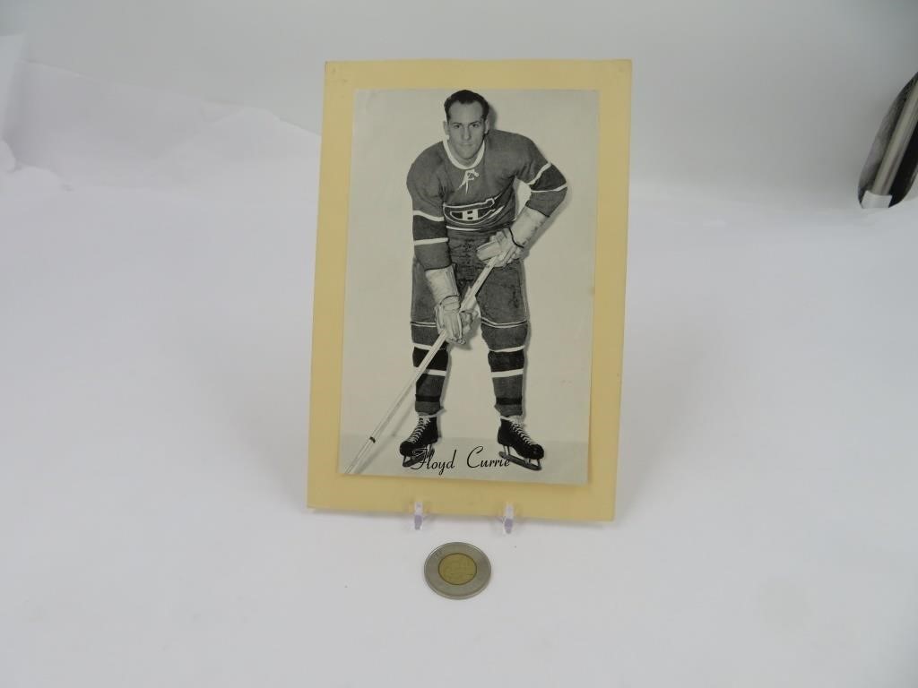 Floyd Currie , 1944/64 BEEHIVE Photo Hockey