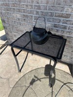 Cast Iron Kettle with Gate Mark No 7 and table