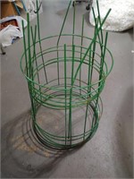 5 Metal Tomato Cages - 20"  Tall