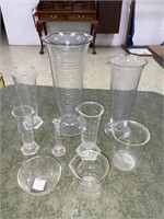 (9) MEASURING GLASSES & BEAKERS OF VARIOUS SIZE