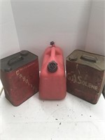 Gas cans 2 gallons