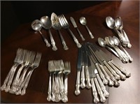 WM Rogers Set of Flatware