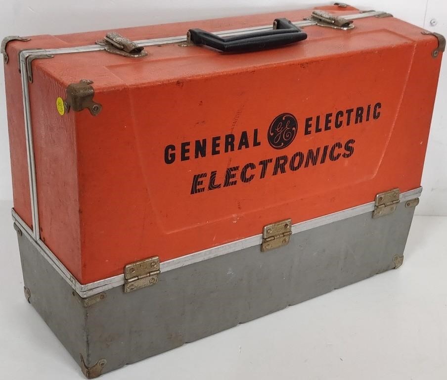 General Electric Electronics Case w/ Vintage Tubes