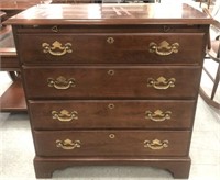 4 Drawer Chest with Pull Out Surface